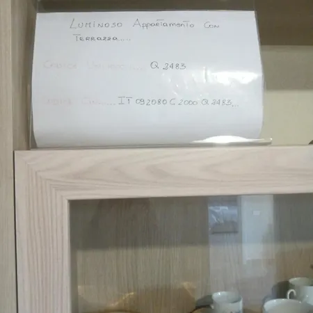 Luminoso Con Terrazza......c.u......q2483 *