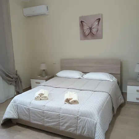 Apartament Luminoso Con Terrazza......c.u......q2483 *