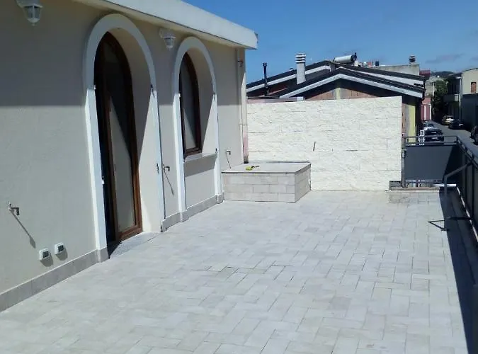 Luminoso Con Terrazza......c.u......q2483 *